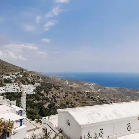 Bisous Tinos